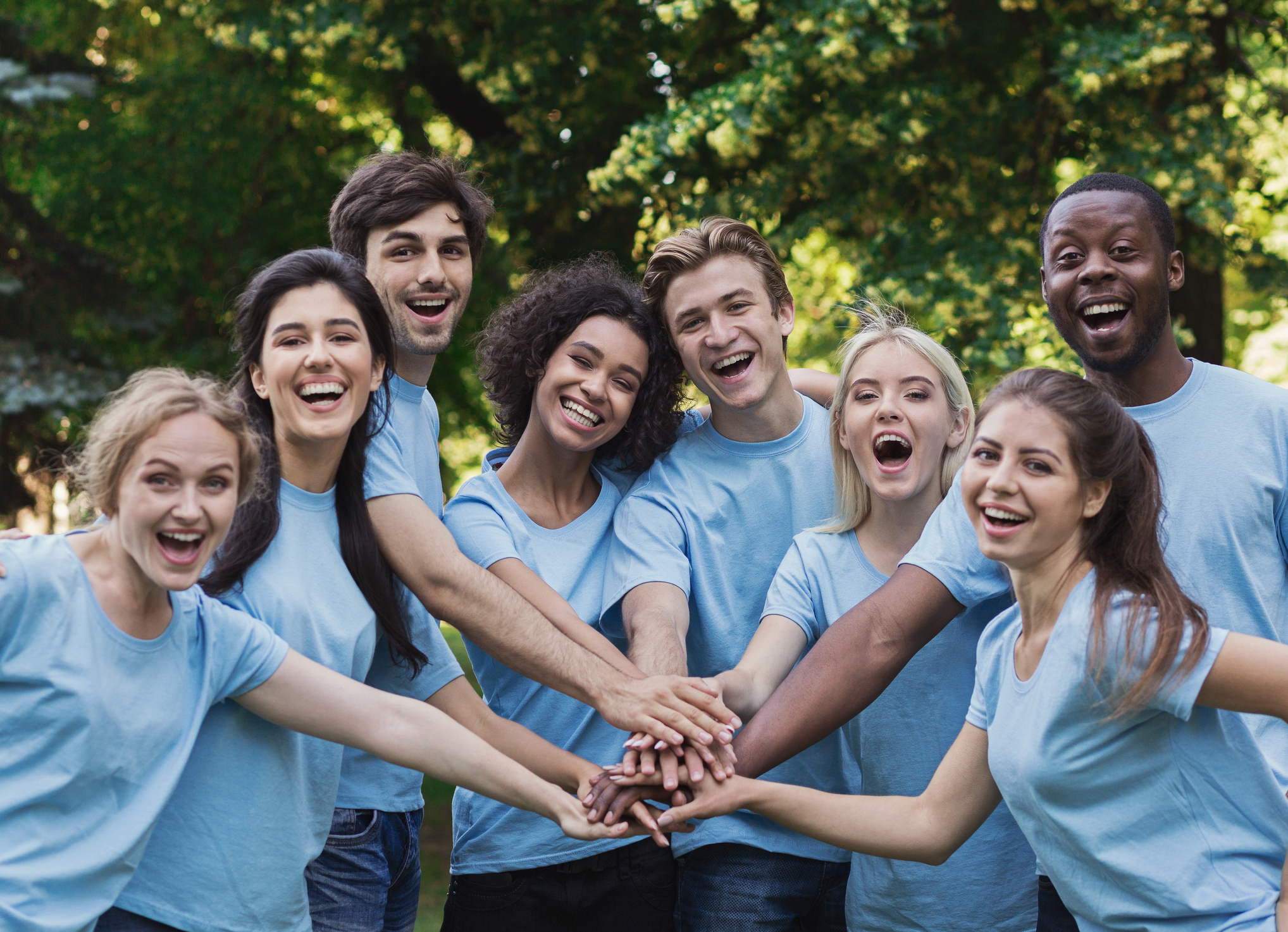 the-importance-of-volunteering-in-highschool-students-immigrant-tw